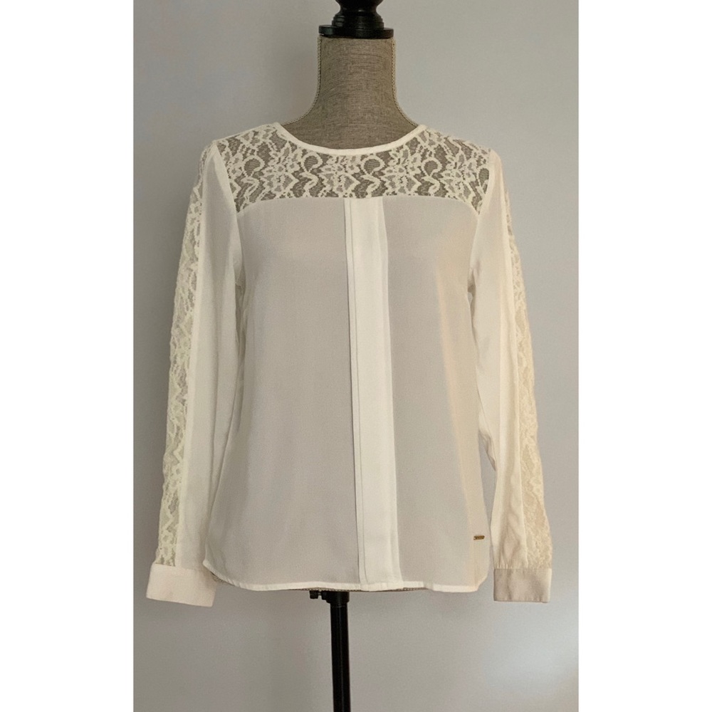 White / Cream Blouze With Lace Embroidery NWT
